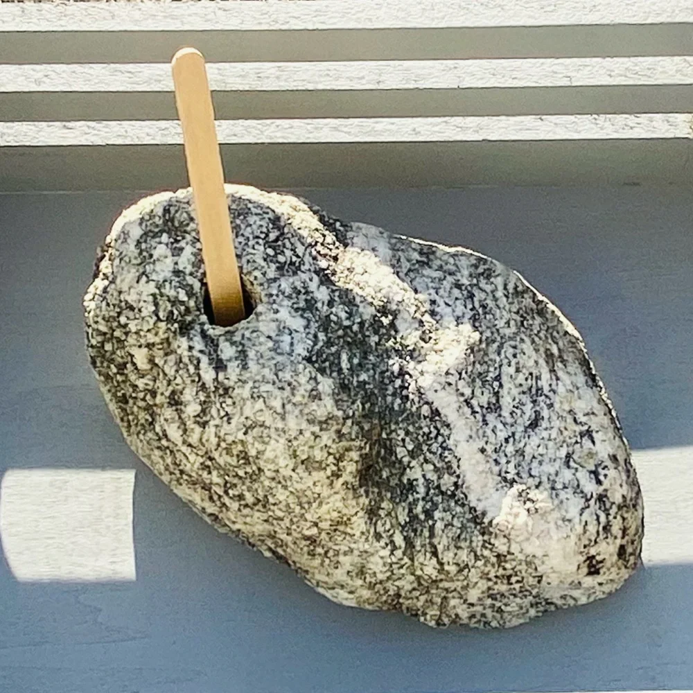 GraniteRock w/Hole For-Aquarium/Terrarium-Beautiful/Inserting/Beneficial/Natural
